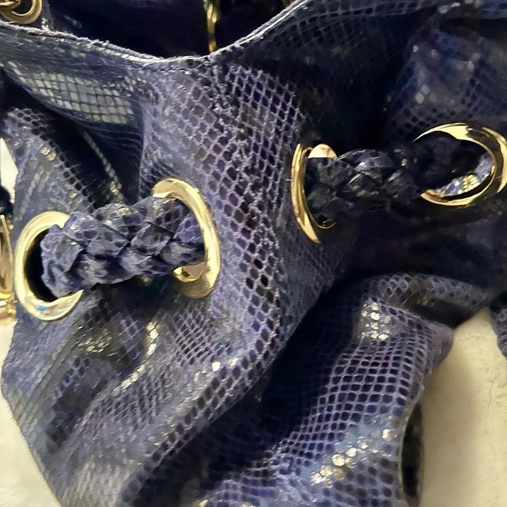 Michael Kors Blue /Black Monochrome Python-Embossed Leather Tassel Hobo - Picture 6 of 9